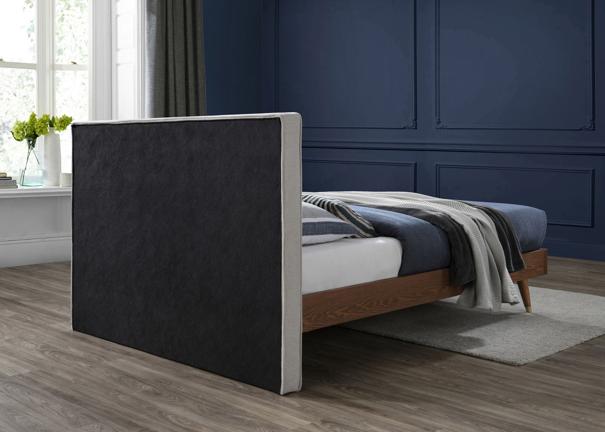 Vance - Bed