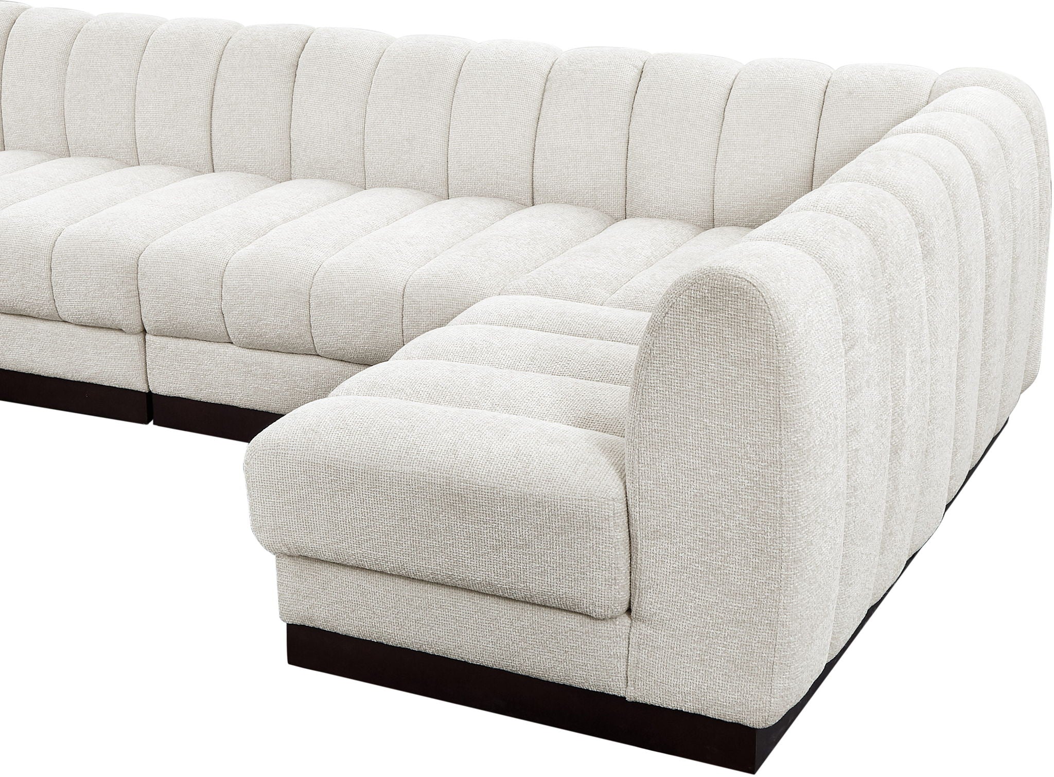 Quinn - 7 Piece Modular Sectional