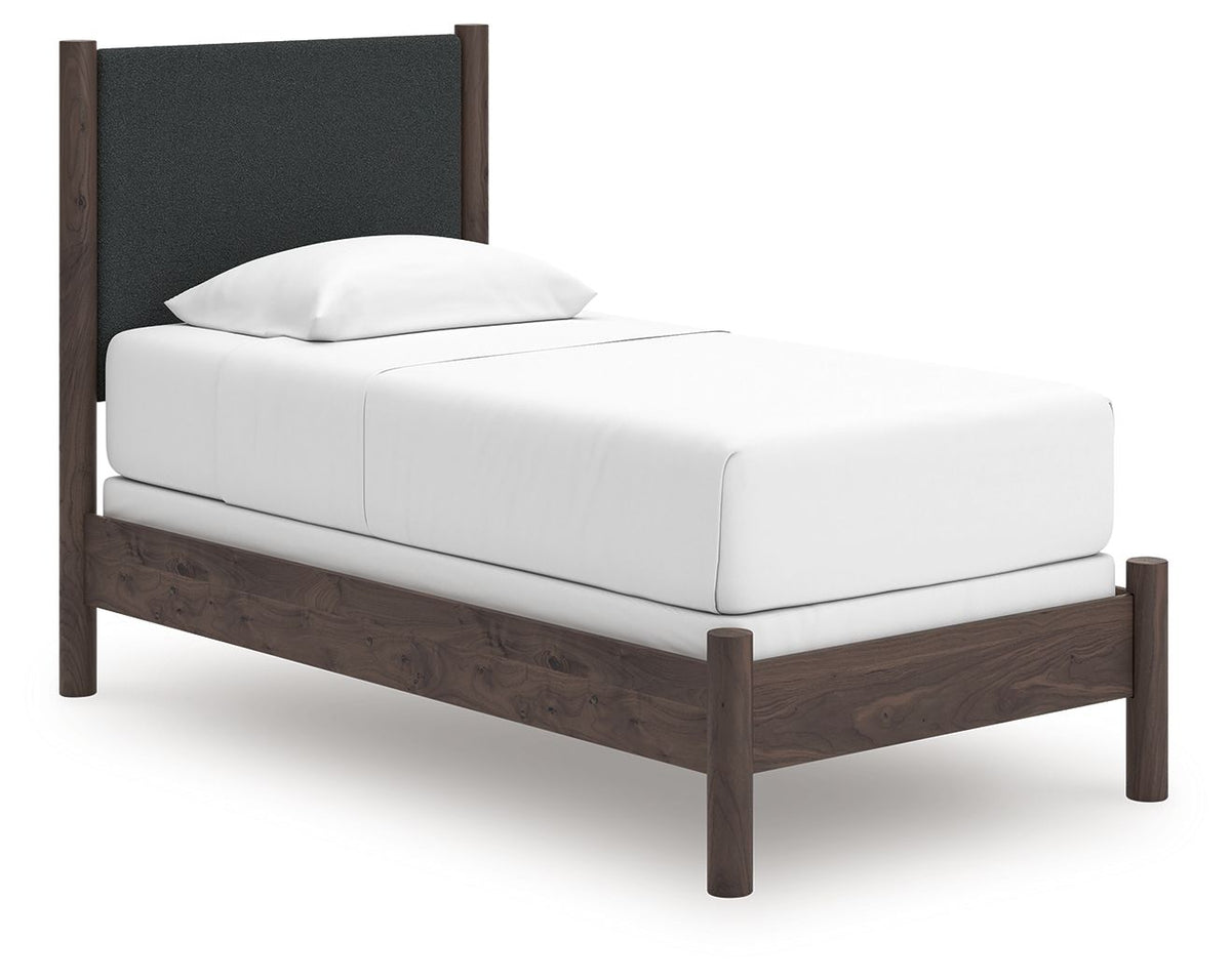Pamytta - Upholstered Panel Bed