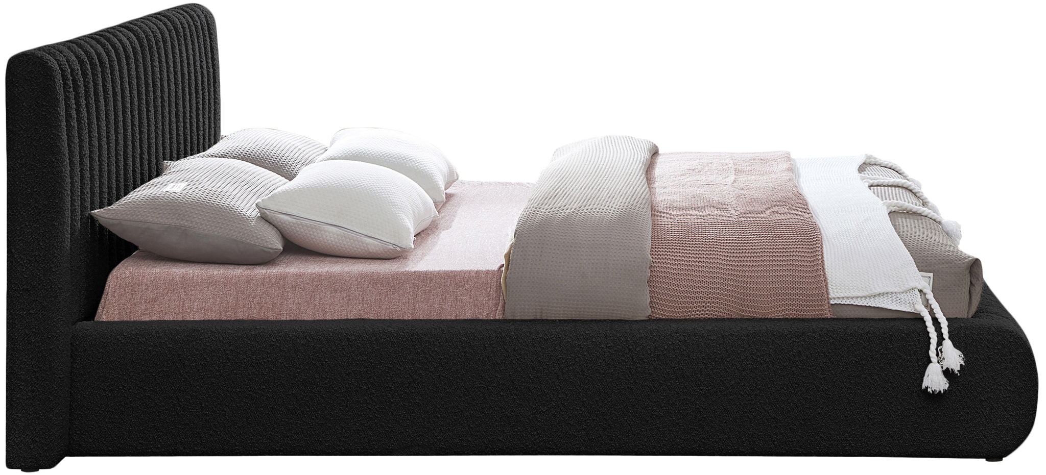Nash - Bed