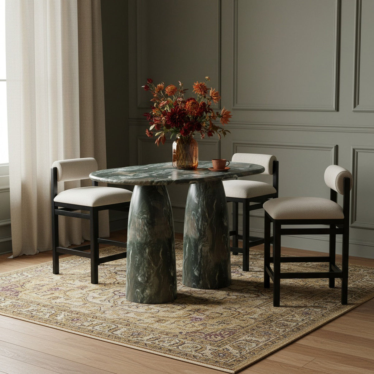 Cosenza - Concrete Indoor / Outdoor Table