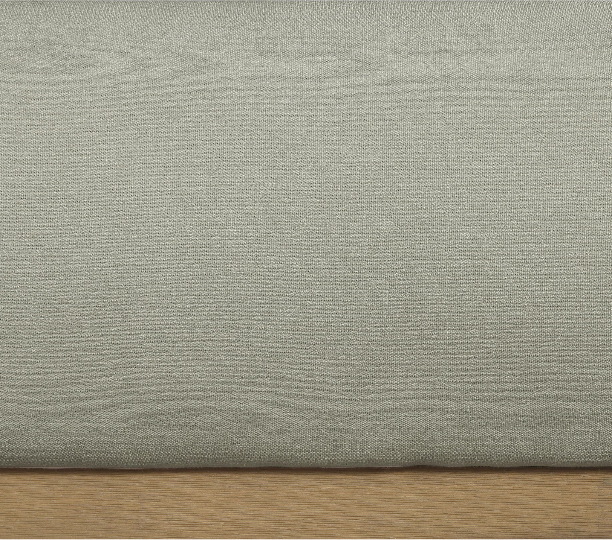 Vaughn - Chenille Bed With Natural Base