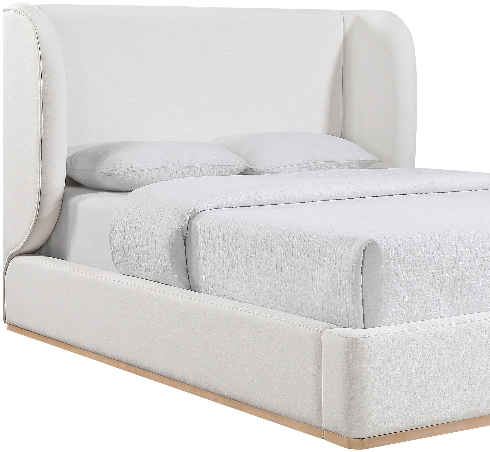 Aurin - Upholstered Bed