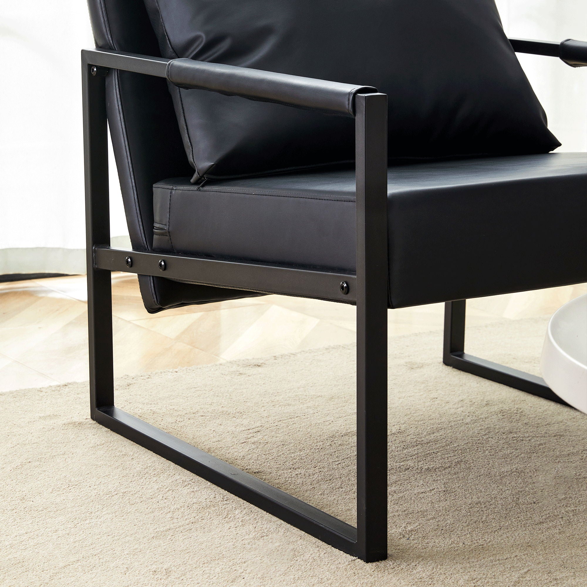Classic And Metal Frame Sofa, Ergonomically Designed, A Perfect Blend Of Modern And Industrial Styles
