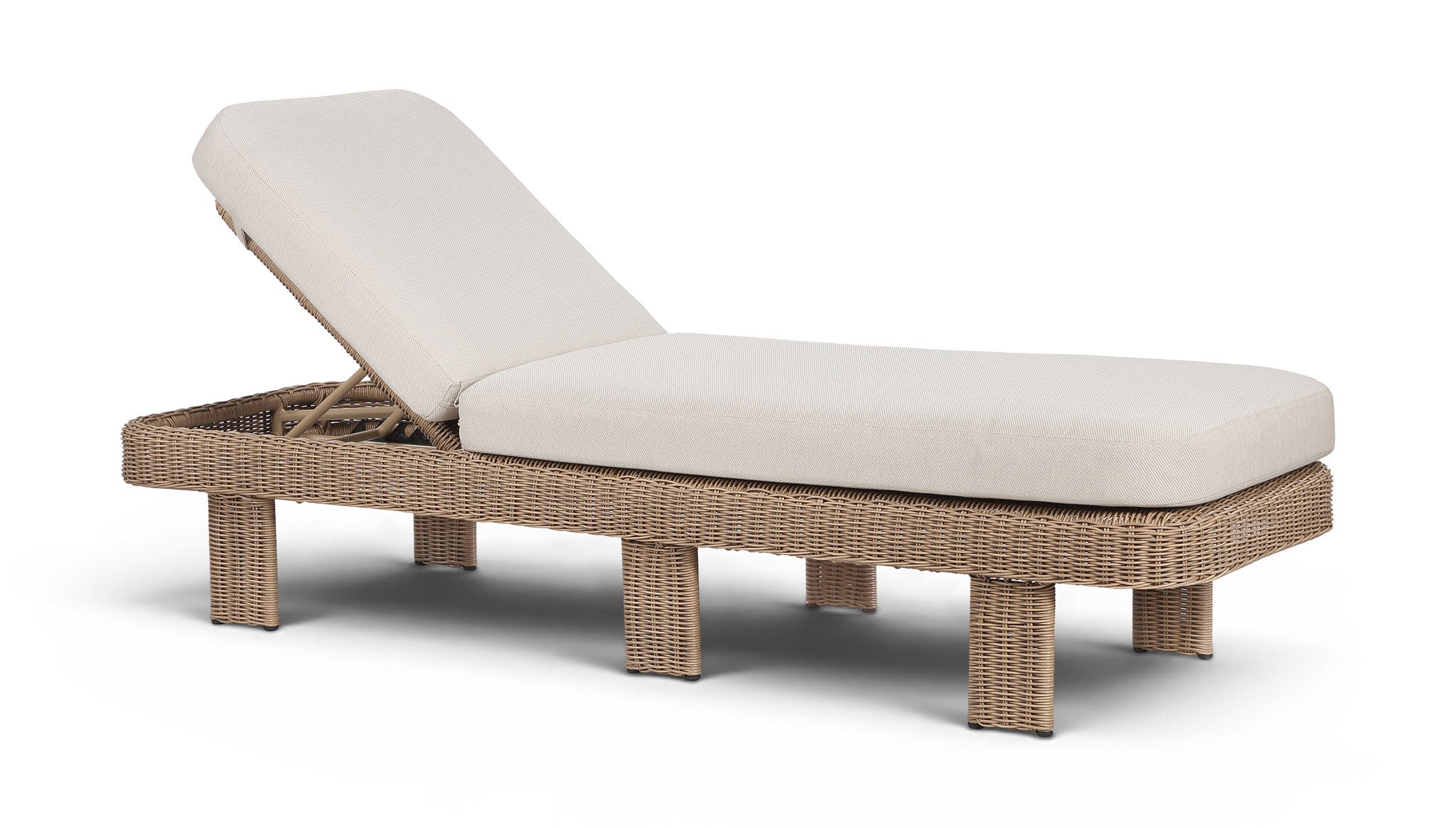Sandbay - Olefin Water Resistant Fabric And Wicker Outdoor Patio Lounge Chair