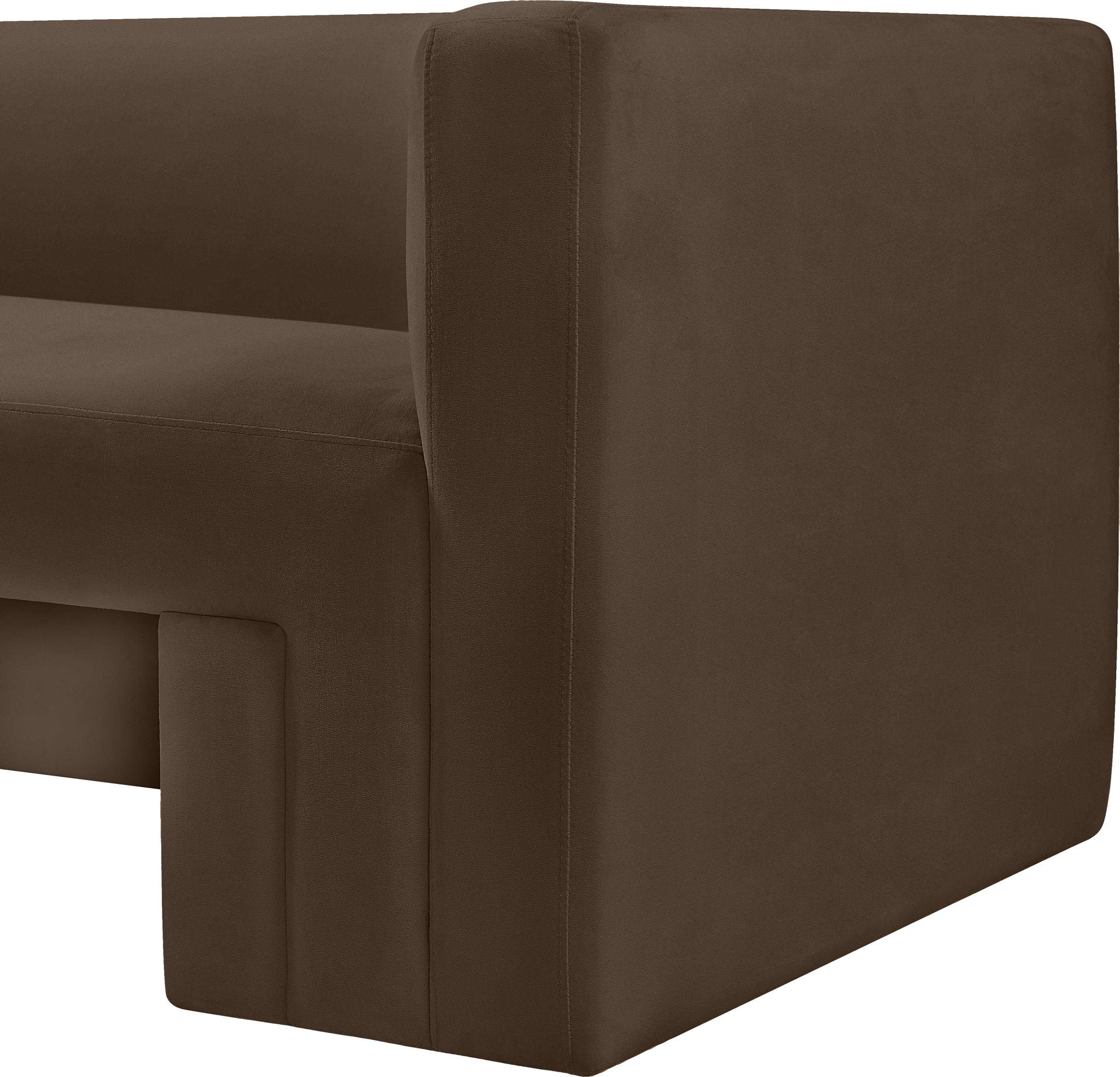 Henson - Loveseat
