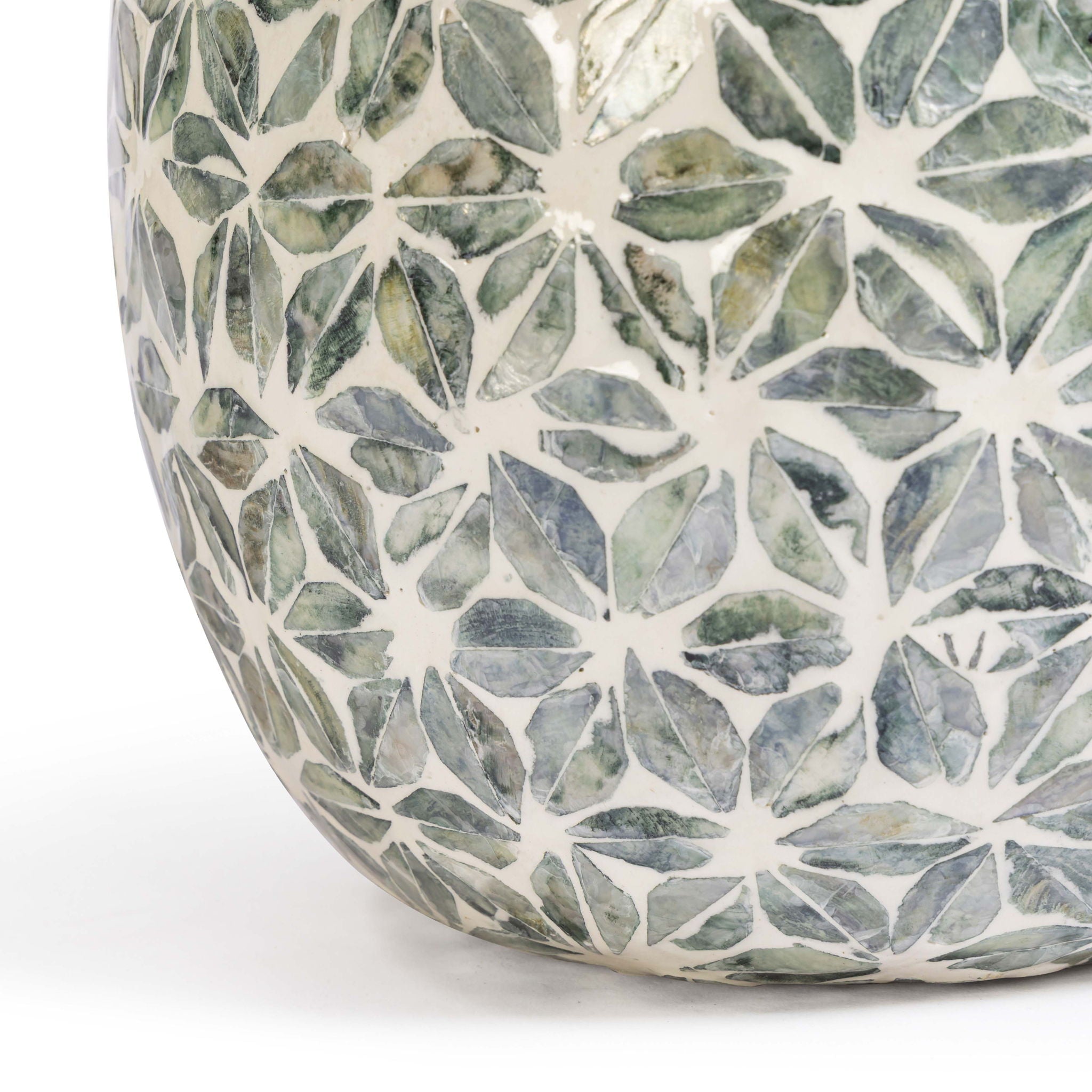 Yaya - Capiz Shell Table Lamp - Green