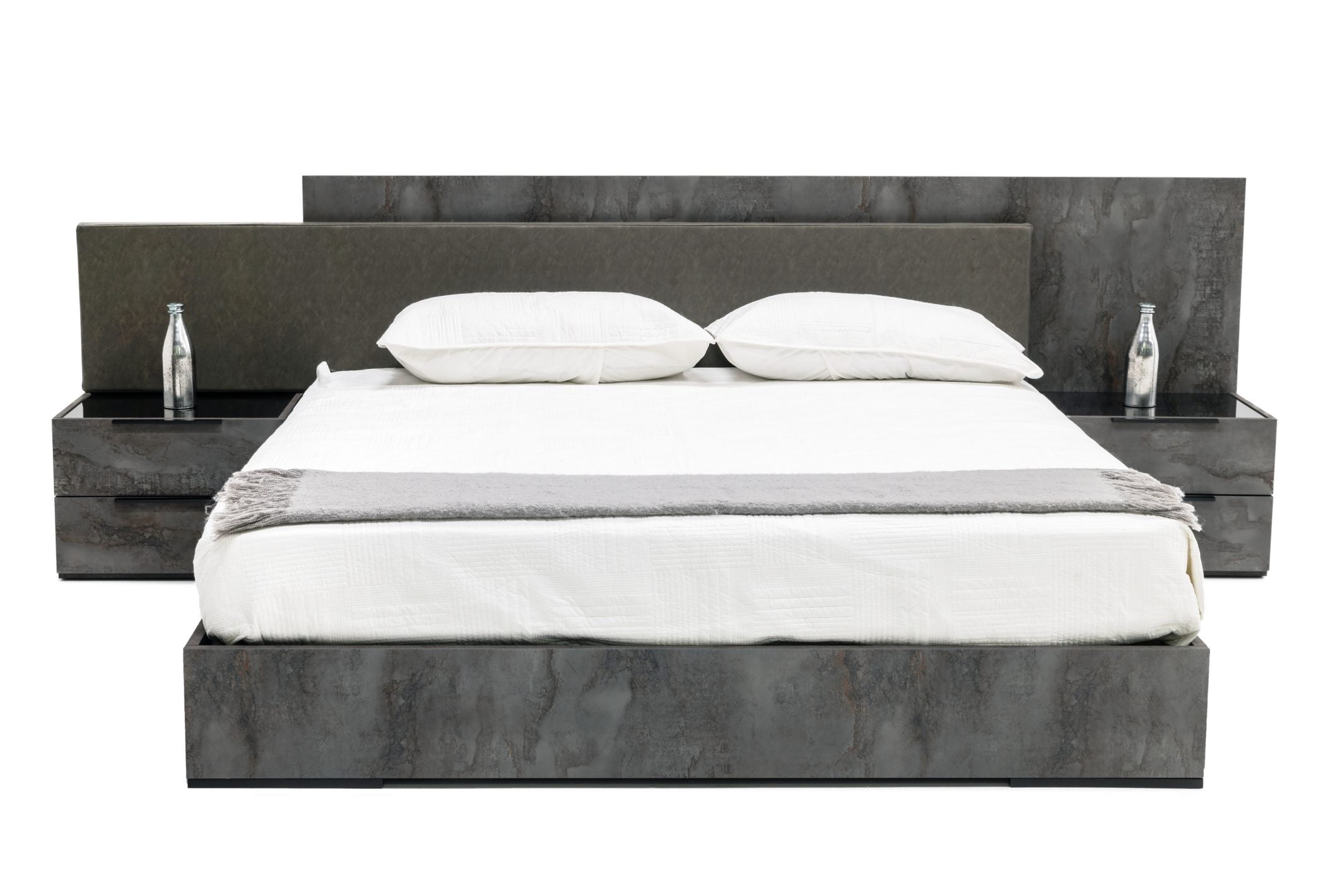 Nova Domus Ferrara - Modern Volcano Oxide Grey 4-Piece Bedroom Set