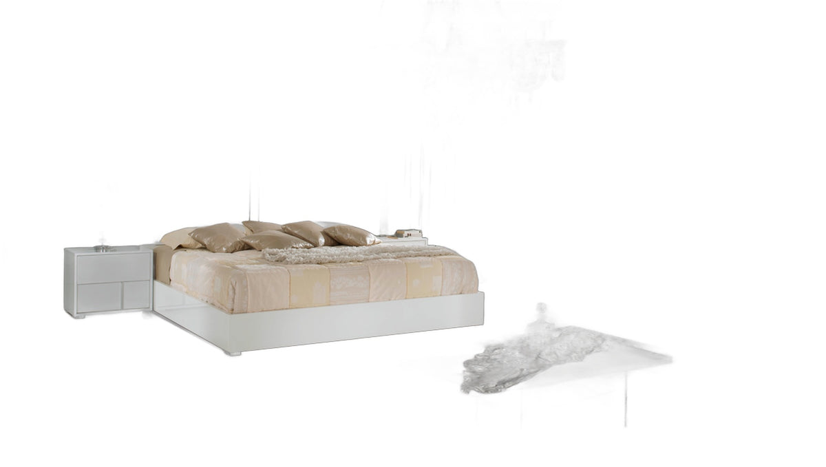Nicla Italian Modern White Bed